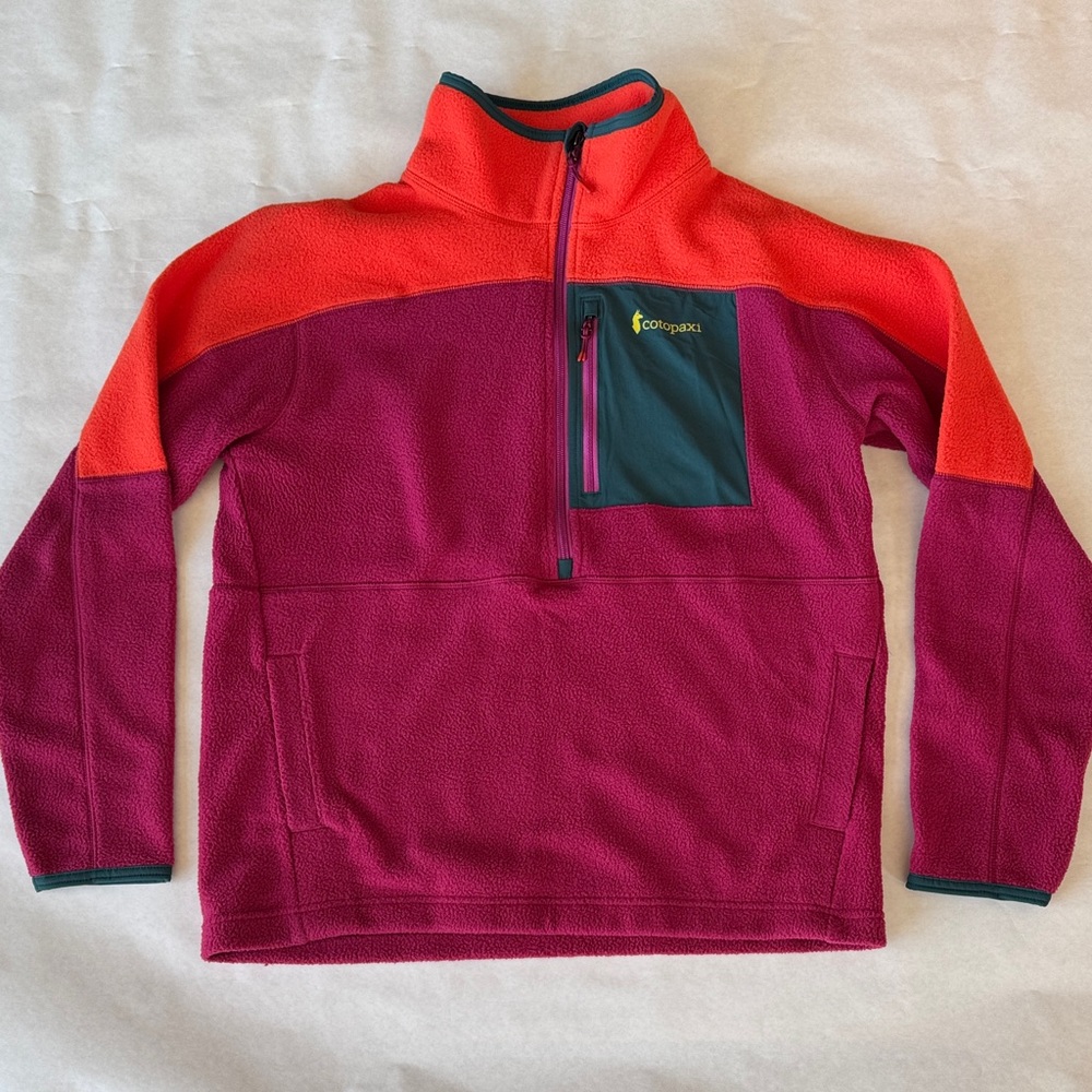 Cotopaxi Women’s Zip Up Fleece Sweater in Magenta and Orange